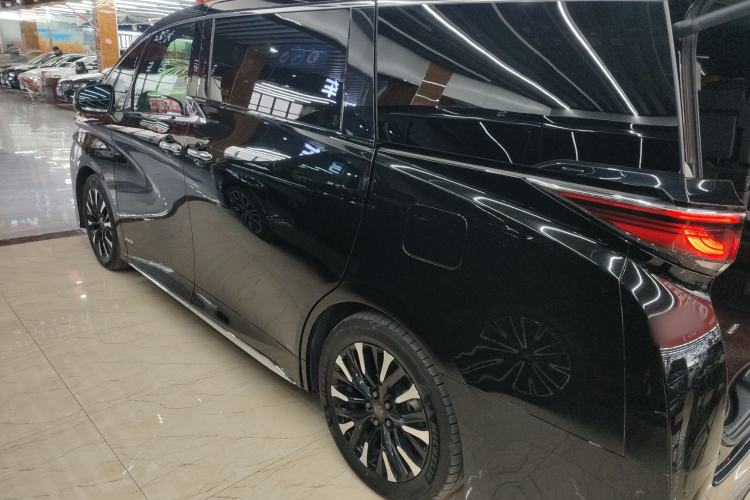 Used Toyota Vellfire 2024 Crown Dual-Engine 2.5L Supreme Executive Edition