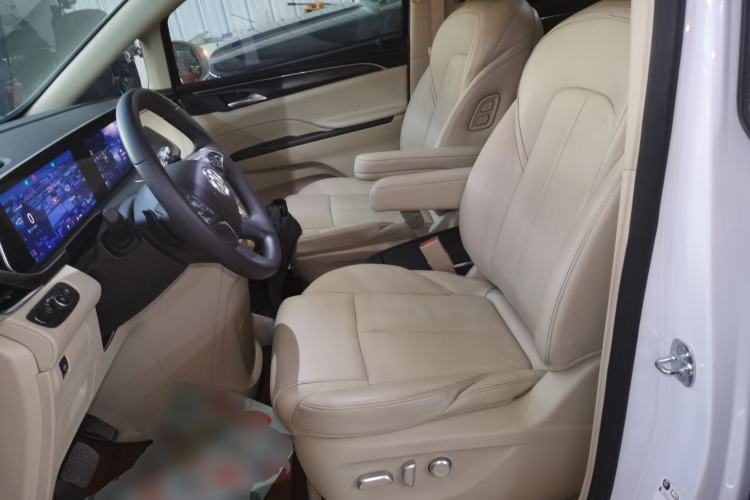 Used Buick GL8 2023 ES Lu Zun Deluxe Model
