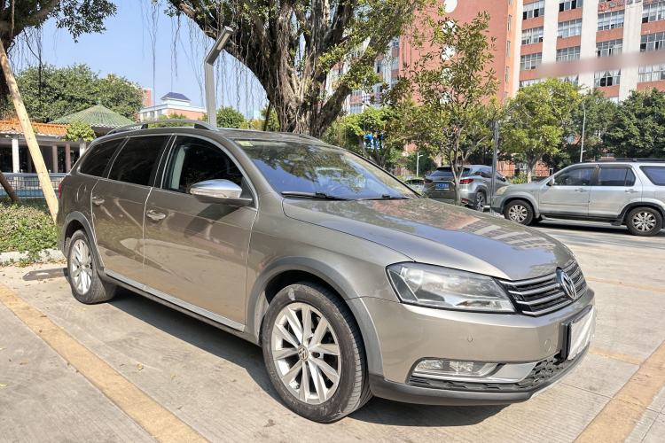 Used Volkswagen Magotan 2012 Travel Edition 2.0 TSI 4x4 Comfort Version
