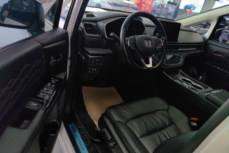 Used Honda Elysion 2022 2.0L eHEV Luxury Edition
