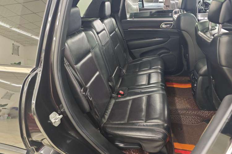 Used  Grand Cherokee 2014 3.6L Elite Navigation Edition
