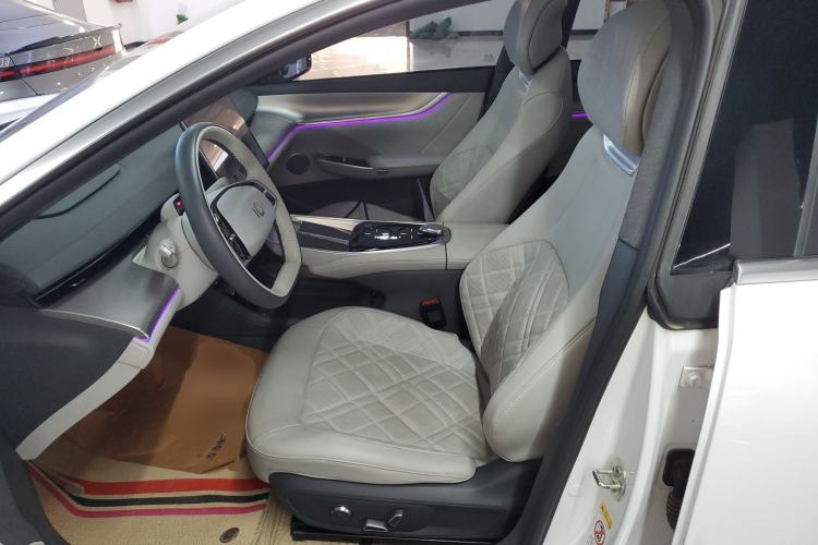 Used  A07 2023 Range-Extended 200 Max
