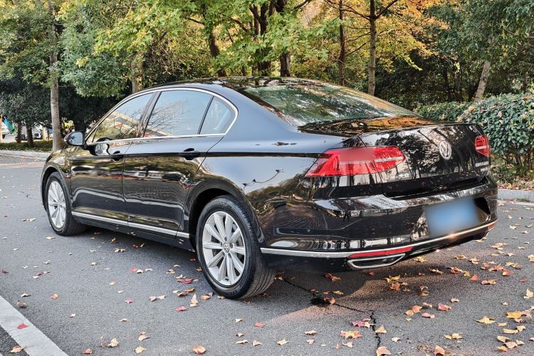 Used Volkswagen Magotan 2019 330TSI DSG Leading Model China VI Standard