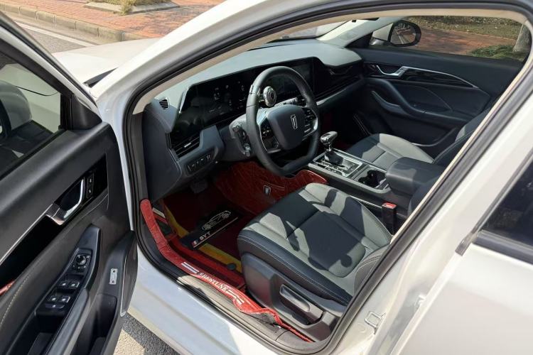 Used Bestune B70 2022 Third Generation 1.5T Automatic Enjoyment Version
