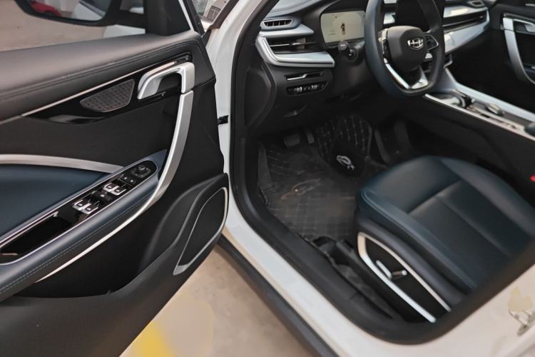 Used Geely Auto Jiajie 2023 Geely Jiaji L 1.5TD DCT Luxury Model
