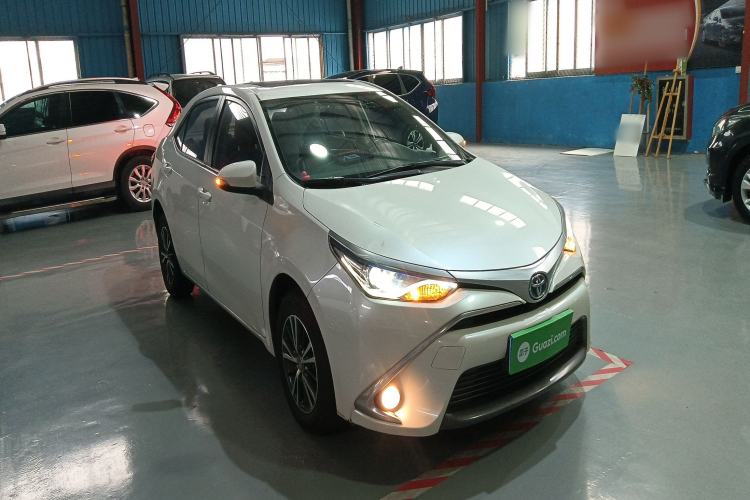 Used Toyota Levin 2016 Dual-Engine 1.8H GS E-CVT Elite Model with Sunroof
