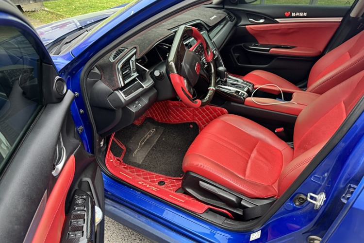 Used Honda Civic 2016 220TURBO CVT Luxury Edition
