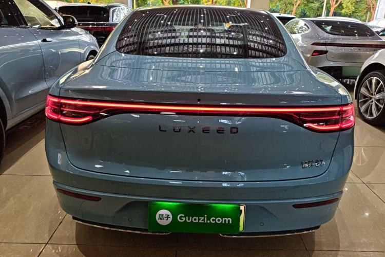 Used Hima Luxeed S7 2025 785 km Ultra
