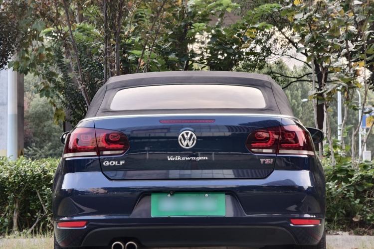 Used Volkswagen Golf 2012 1.4TSI Luxury Convertible Edition
