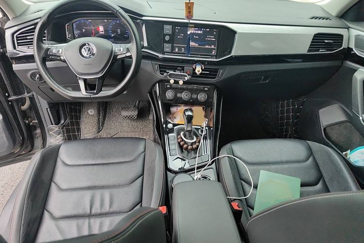 Used Volkswagen Tayron 2019 330TSI Two-Wheel-Drive Luxury Version China V Emission Standard
