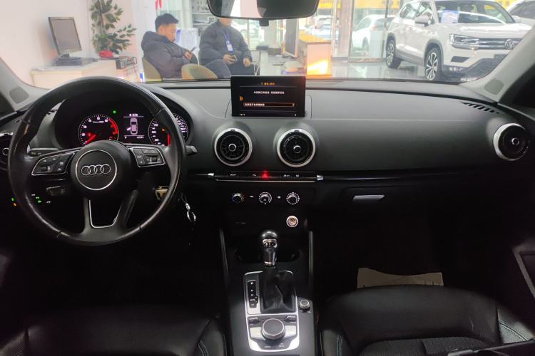 Used Audi A3 2020 Limousine 35 TFSI Fashion Edition China VI Emission Standard
