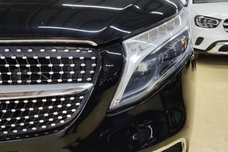 Used Mercedes-Benz Vito 2018 2.0T Elite Version 7 Seats China V Emission Standard
