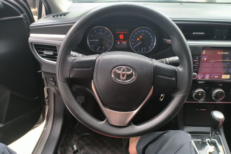 Used Toyota Corolla 2014 1.6L CVT GL-i
