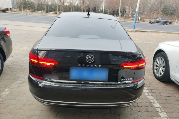 Used Volkswagen Passat 2020 Revised Version 330TSI Luxury Edition China VI Standard
