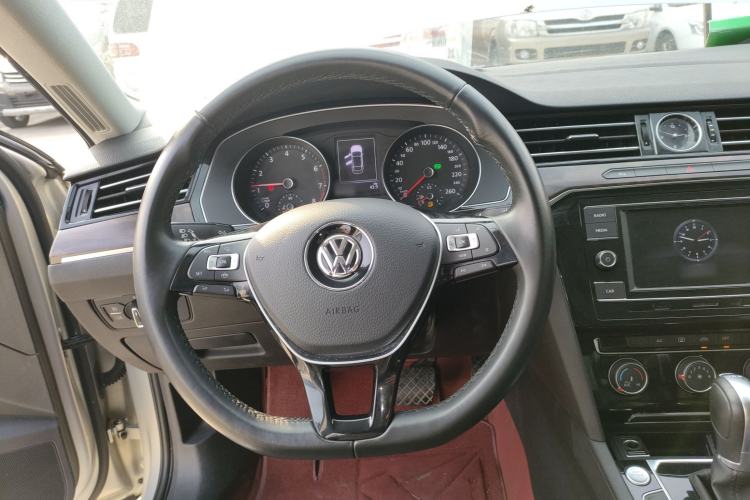 Used Volkswagen Magotan 2019 330TSI DSG Leading Model China VI Standard