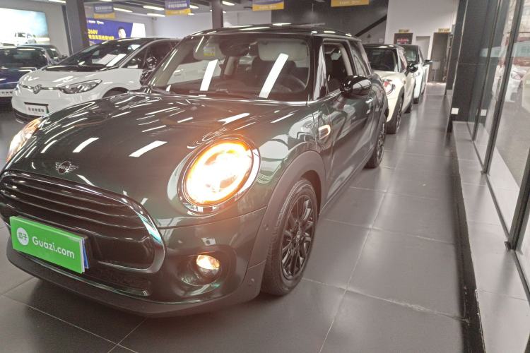 Used  MINI 2019 1.5T COOPER Classic Edition