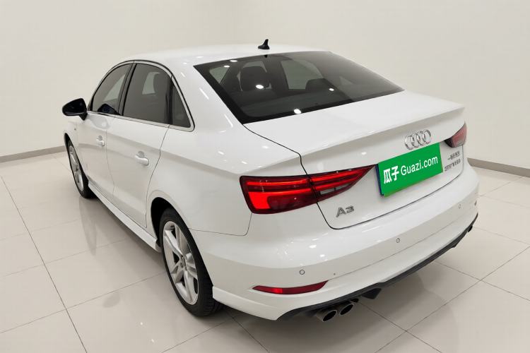 Used Audi A3 2020 Limousine 35 TFSI Fashion Edition China VI Emission Standard
