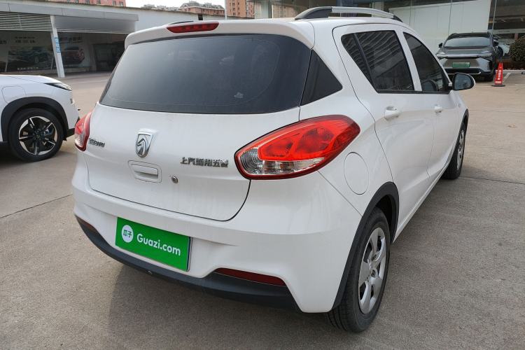 Used Baojun 310 2016 1.2L manual Comfort trim level