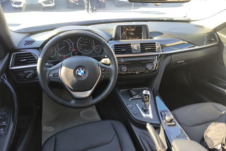 Used BMW 3 Series 2017 320Li Fashion Model
