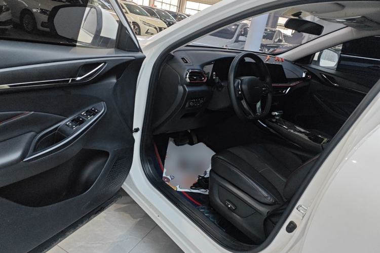 Used Oshan X5 2021 1.5T DCT Flagship Edition
