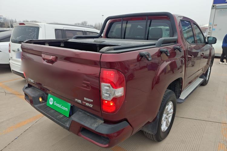 Used SAIC MAXUS T60 2017 2.4L Gasoline Manual Two-Wheel Drive High-Ride Elite Standard Van