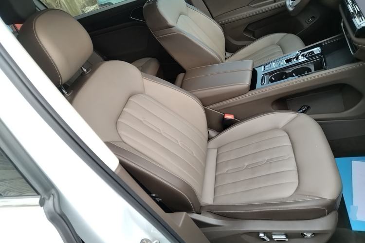 Used Volkswagen Viloran 2024 330TSI Luxury Edition
