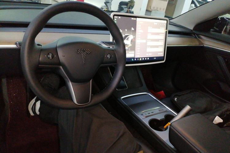 Used Tesla Model 3 2022 Rear-Wheel-Drive Version
