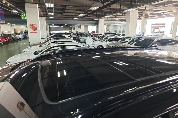 Used BMW X5 2023 xDrive 30Li Luxury M Sport Package
