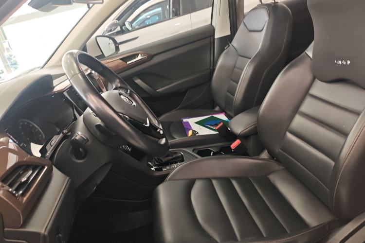 Used Volkswagen Tharu 2020 330TSI All-Wheel-Drive Luxury Edition China VI Standard
