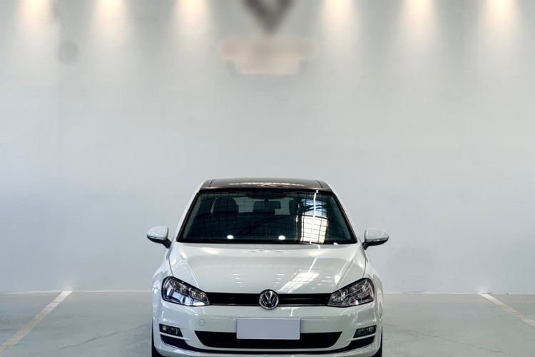 Used Volkswagen Golf 2016 230TSI Automatic Comfort Version
