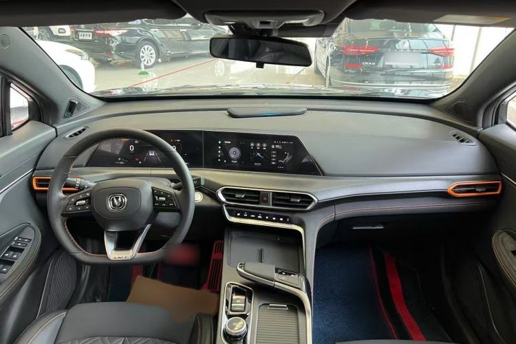 Used Changan UNI-T 2022 1.5T Prestige Version
