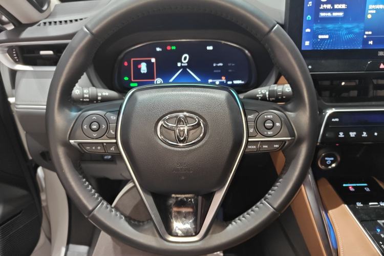 Used Toyota Venza 2023 2.5L Smart Electric Hybrid Dual-Drive Prestige Version
