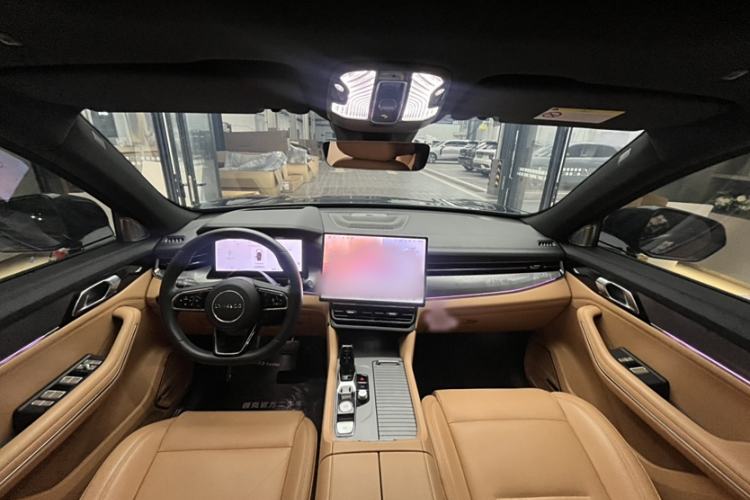 Used Lynk & Co 09 EM-P 2024 2.0TD EM-P Four-Wheel Drive ULTRA Six-Seater
