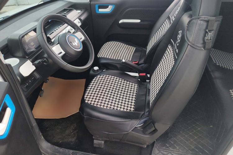 Used Wuling Hongguang MINIEV 2022 GAMEBOY 200km Gaming Edition with Lithium Iron Phosphate
