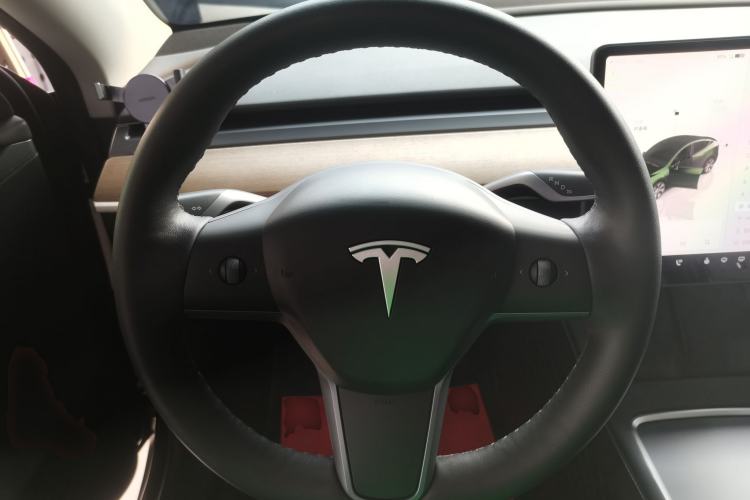 Used Tesla Model Y 2022 Rear-Wheel-Drive Version