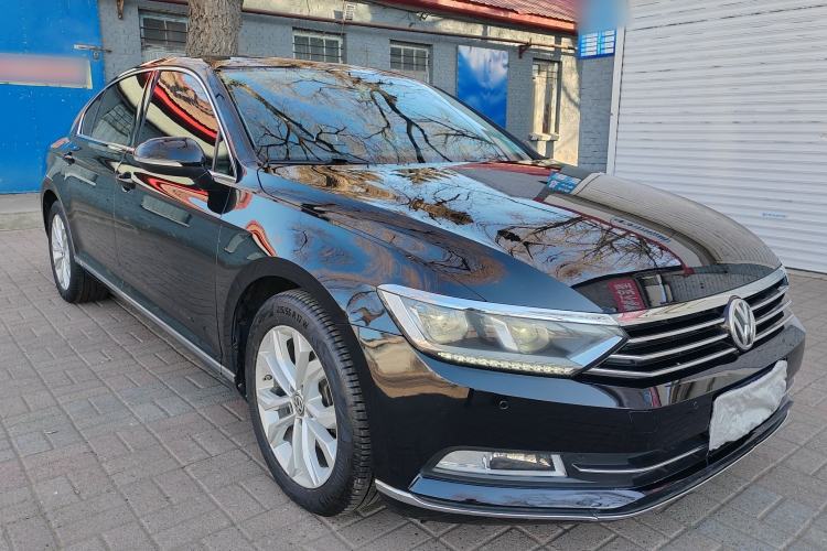 Used Volkswagen Magotan 2017 330TSI DSG Luxury Model
