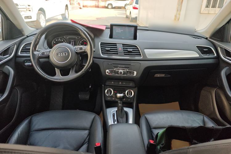 Used Audi Q3 2015 35 TFSI Comfort Model