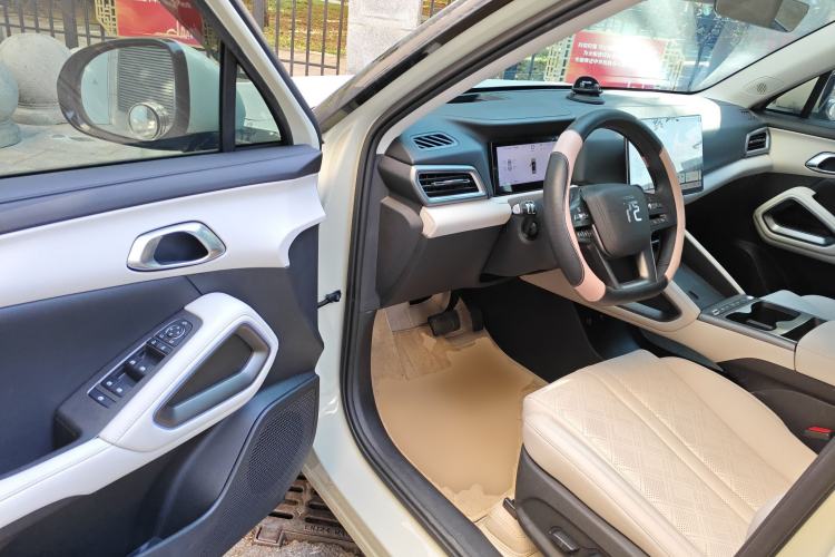 Used BYD Yuan UP 2025 Intelligent Driving Version 401 km Beyond-Range Edition