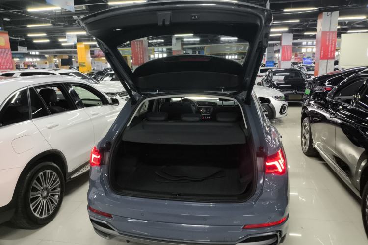 Used Audi Q3 2022 40 TFSI RS Package Performance Model
