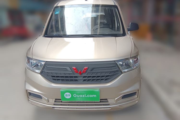 Used Wuling Hongguang V 2019 1.5L Jingqu Version China VI LAR
