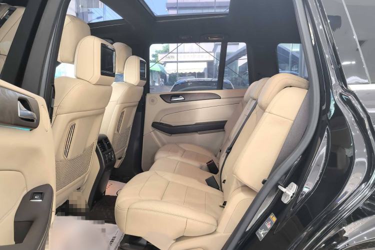 Used Mercedes-Benz GLS 2018 GLS 400 4MATIC Luxury Model
