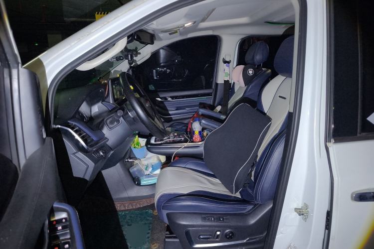 Used SAIC MAXUS G20 2021 PLUS 2.0T Gasoline Automatic ZhiZun Edition