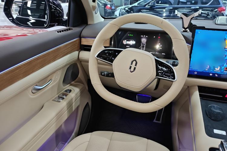 Used Hima AITO M7 2024 1.5T Intelligent Driving 4WD Max Edition 5 Seats
