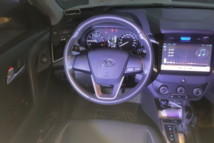 Used Hyundai ix25 2015 1.6L Automatic Two-Wheel Drive Smart GLS Trim