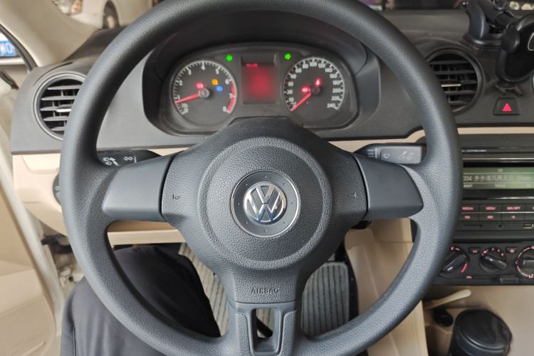 Used Volkswagen Jetta 2015 Value Edition 1.6L Manual Fashionable Style