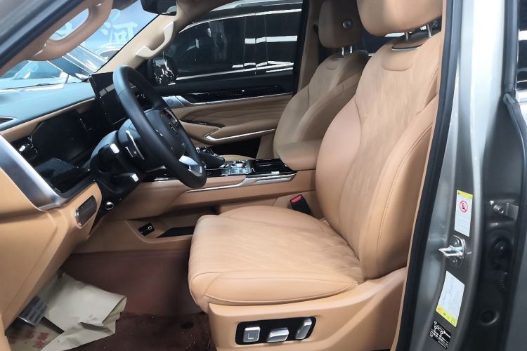 Used Tank 500 New Energy 2024 Hi4-T
