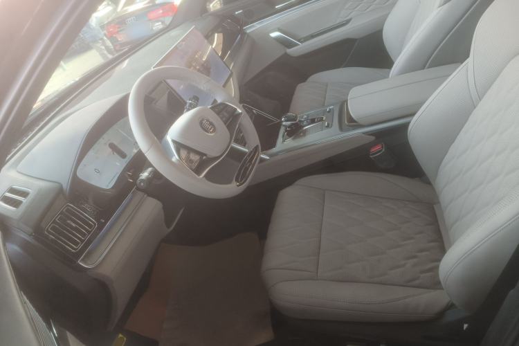 Used BYD Tang New Energy 2024 DM-i Glory Edition 112KM Prestige Model