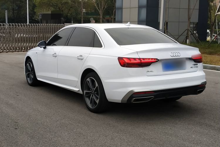 Used Audi A4L 2022 40 TFSI Fashion Dynamic Model
