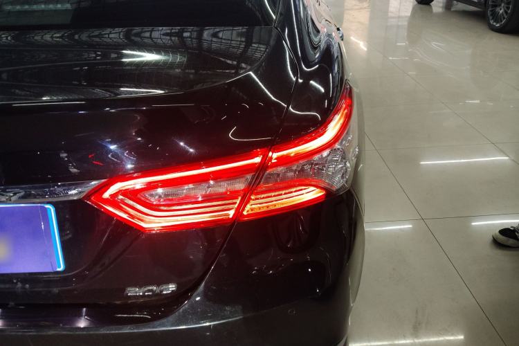 Used Toyota Camry 2023 2.0G Luxury Edition
