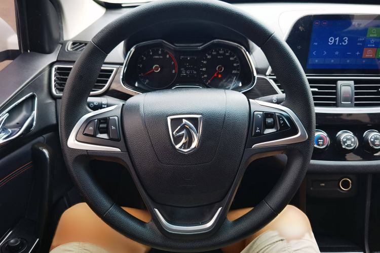 Used Baojun 310 2016 1.2L Manual Luxury Model
